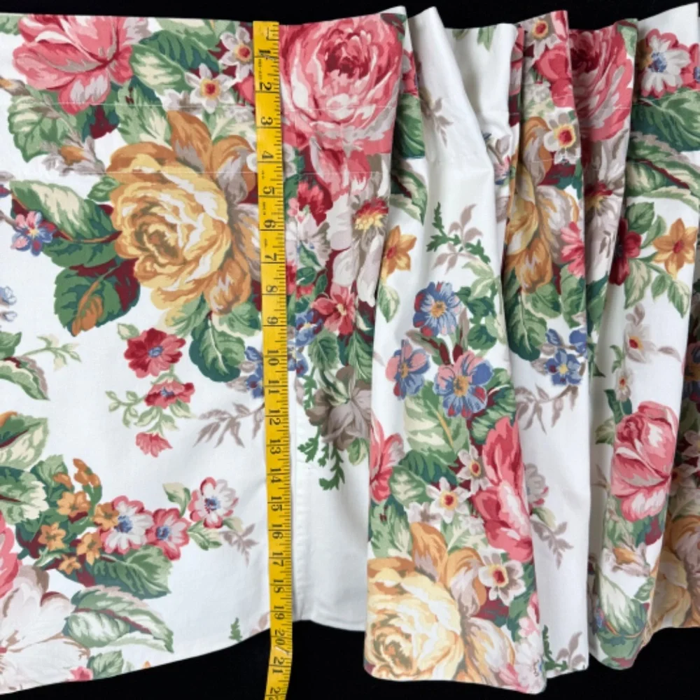 Vintage Cabbage Roses Cotton Chintz Valance Floral Decorator 2.8 yds X 20 in - Picture 6 of 13